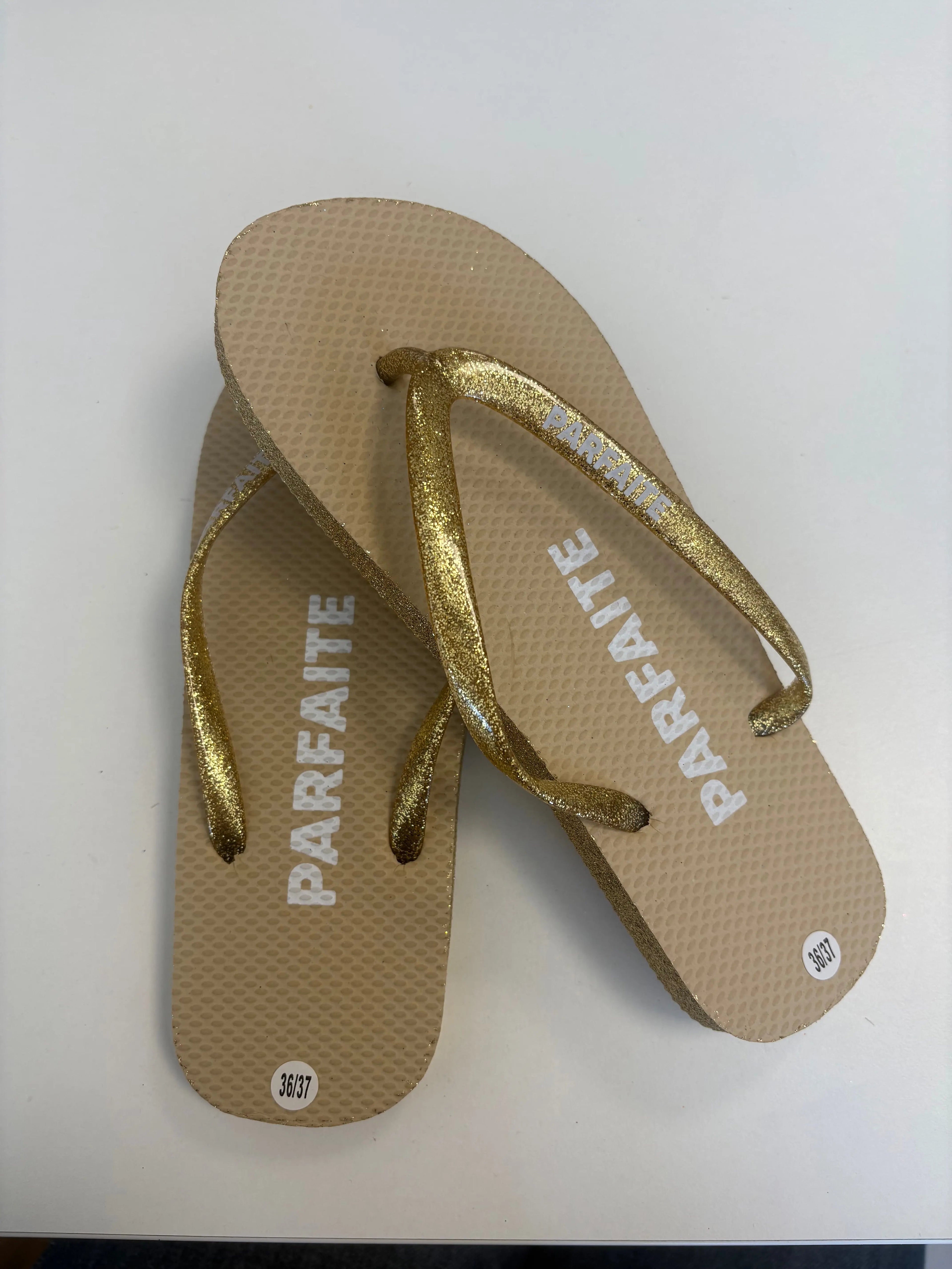 Tongs à paillettes